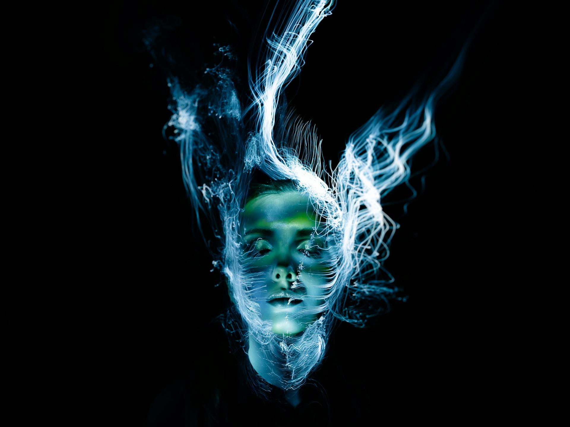 18.98 Hz: İnsan Algısını Sessizce Etkileyen Frekansın Sırrı